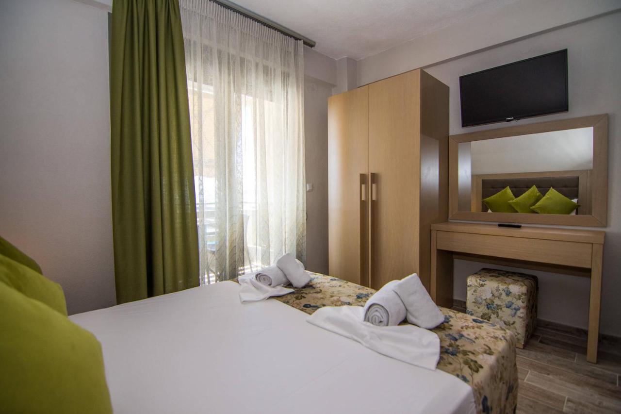 Ippokampos Holidays Nea Vrasna Exterior foto